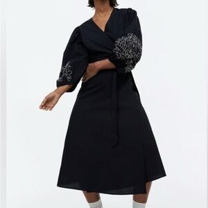 H&M Embroidered Balloon Bell Sleeves Wrap Dress Black Size L